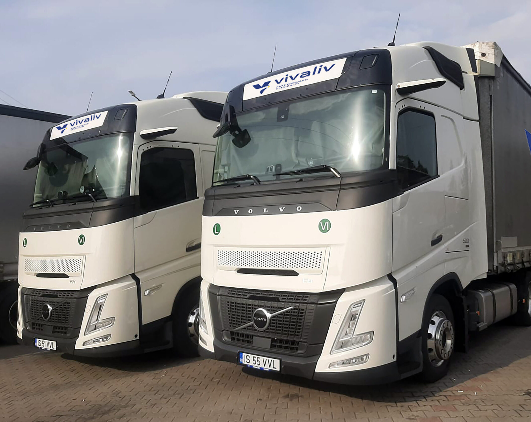 Camion Vivaliv GO pe rută internațională de transport marfă